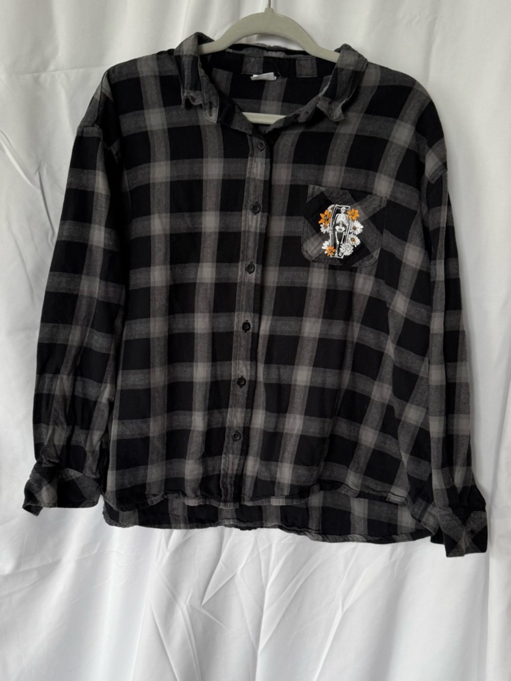 Spirit Black and Gray Plaid Button-Up Shirt